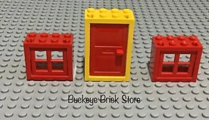 LEGO Classic Town House Red Door Yellow Frame Two Red Windows - Picture 1 of 1
