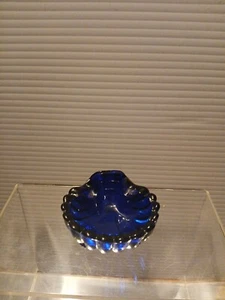 Cobalt Blue Glass Individual Ashtray Scallop Shell 3-Footed - Picture 1 of 7