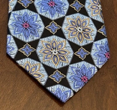 Corbata Irvine Park azul rosa hecha a mano 100 % seda para hombre hecha en China Foto 1 de 4