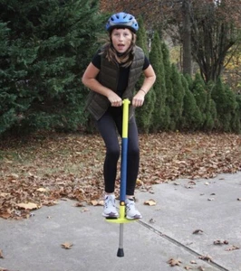 Palo Pogo Active Play Bounce Super Go (negro + azul) - Imagen 1 de 4