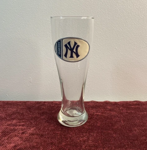 New York Yankees Pilsner  Beer Glass Pewter 3D Logo Blue White Gray Numbered Cover