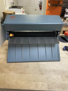 3M LS1000 Laminator Laminating System Non-Electric  - No Laminating Roll - Picture 1 of 5