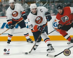 ALEXEI YASHIN #79 ISLANDS DE NUEVA YORK 8X10 FOTO DE ARCHIVO CAPITÁN CON LICENCIA - Imagen 1 de 1