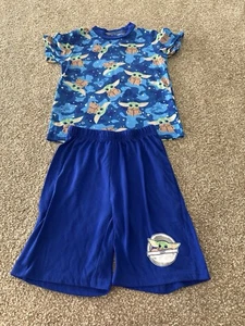 BOYS Star Wars: The Mandalorian The Child Baby Yoda Pajamas Pjs, XS 4/5 - Picture 1 of 3