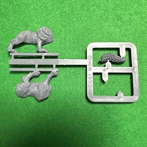 Warhammer Goblin Orc Goblins Wolf Bits Tail & Body Bits Parts Games Workshop 90s - Picture 1 of 2