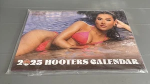 Calendario Hooters 2025 sellado - Imagen 1 de 3