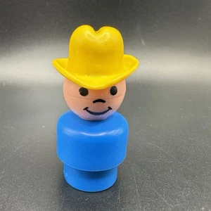 Vintage Fisher Price little people Plastic Blue Body Boy Yellow Hat #915 Farm - Picture 1 of 6