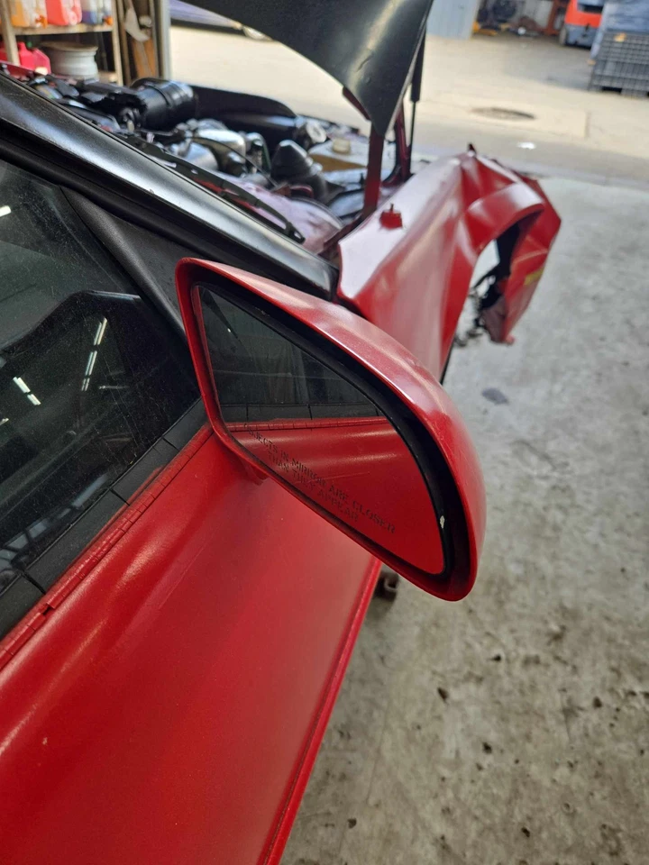 Espejo retrovisor derecho usado se adapta a: Chevrolet Camaro 1992 manual derecho grado A Foto 1 de 4