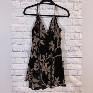 Lulus So Social Black Mauve Floral Velvet Burnout A-Line Skater Dress NWT Size M - Picture 1 of 9