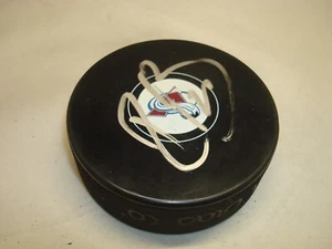 Reto Berra Signed Colorado Avalanche Hockey Puck Autographed 1D - Picture 1 of 2