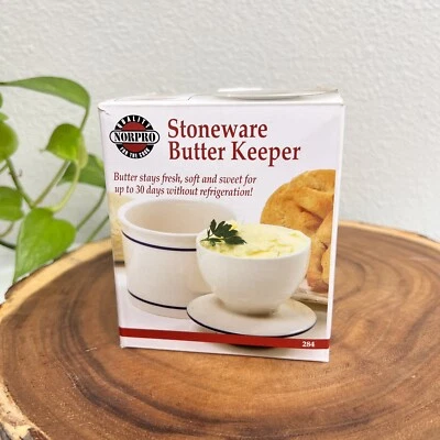 Plato de porcelana blanco Norpro gres mantequilla campana francesa Foto 1 de 4