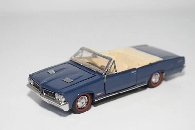 B7 1:43 FRANKLIN COME NUOVO PONTIAC GTO CONVERTIBILE BLU QUASI COME NUOVO - Immagine 1 di 4