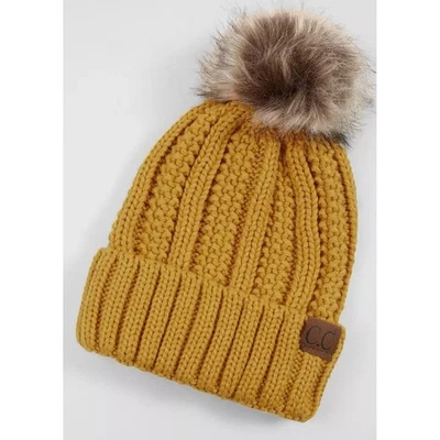 NUEVO CON ETIQUETAS C.C Gorro Grueso Tejido con Cable Imitación Piel Pom Forrado con Vellón Puños Mostaza YJ-820 Foto 1 de 4