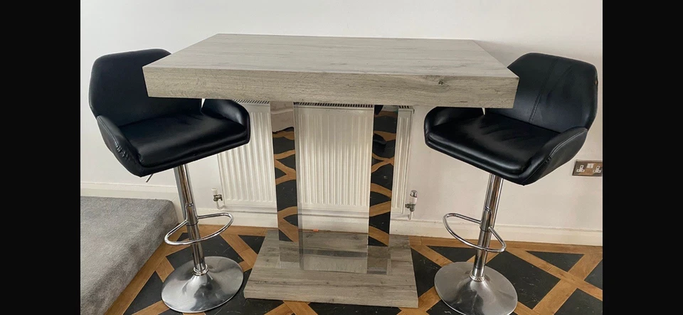 Bar Table, Very Good Condition. Chrome And Wood - Image 1 of 4