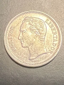 1965 VENEZUELA 50 CENTIMOS REPUBLICA DE VENEZUELA CIRCULATED COIN  - Picture 1 of 2
