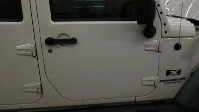 Puerta delantera para Wrangler Assy Wht Pwr menos espejo 4D1 derecha Foto 1 de 2