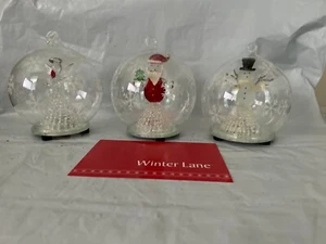 Adornos de vidrio iluminado Winter Lane - Juego de 3 - Nuevos - Imagen 1 de 2
