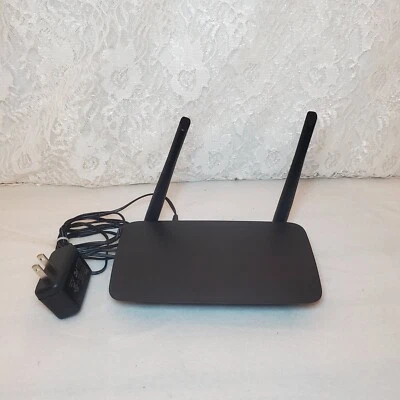 Linksys E5400 Dual Band Wifi Router - Image 1 of 4