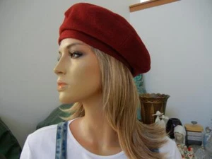 VINTAGE CHAPEAUX MOTSCH POUR HERMES PARIS 57 CASHMERE ANGORA BURGUNDY BERET - Picture 1 of 6