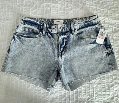 Шорты из джинсовой ткани Le Grand Garcon с необработанным подолом размер 28 женские легкие новые с ценниками - Изображение 1 из 4
