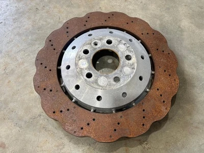 8T0615301 Rotor de disco de freno delantero izquierdo o derecho Audi R8 2014 - 2023 (MK) Foto 1 de 4