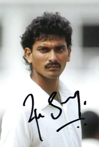 INDIA: FOTO DE ACCIÓN DE PRUEBA FIRMADA POR RAVI SHASTRI 6x4 + certificado de autenticidad - Imagen 1 de 1
