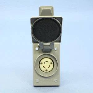 Leviton 4715-FWP L5-15 Weather Resistant Cover Locking Flanged Outlet Receptacle - Picture 1 of 8