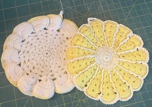 Vintage Hand Crocheted Hot Pads Set of 2 Yellow White 6” - Picture 1 of 4