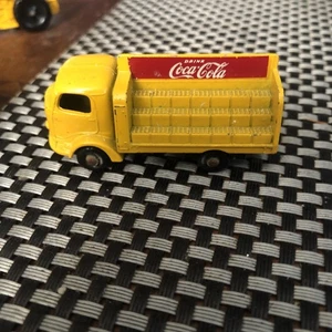 MATCHBOX series 1-75. No 37 - A. Karrier Bantam 2 Ton. Coca-Cola truck.Diecast - Picture 1 of 5