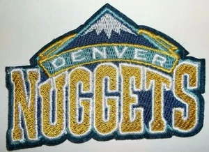 PARCHE bordado de los Denver Nuggets ~@ 3 1/2 x 2 1/2 ~ hierro o coser ~ NBA - Imagen 1 de 1