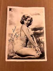 Cleo Moore Very Rare Early Autographed Pin Up Photo 50s On Dangerous Ground - Picture 1 of 9