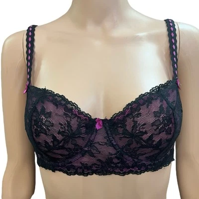 Sujetador de encaje Fredericks of Hollywood 34C lazo transparente sin forro con aros coqueta pinup Foto 1 de 4