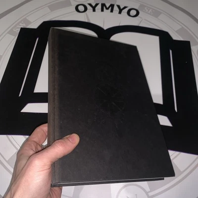 Alan Moore The League of Extraordinary Gentlemen Volume 1 - Image 1 of 4