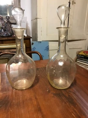 BOTTIGLIE IN VETRO SOFFIATO DEI PRIMI DEL 900 - Immagine 1 di 4