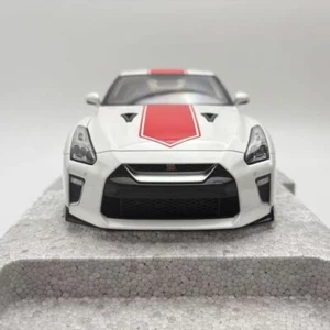 MotorHelix 1/18 Nissan GTR R35 50th Anniversary Edition Alloy Openable Car Model - Picture 1 of 18