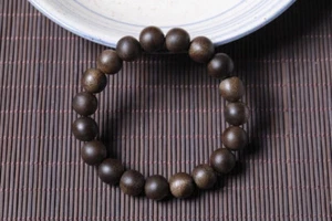 Pulsera de madera de agar salvaje Dalakan real de 10 mm cuentas de oración de madera de agar meditación Malas - Imagen 1 de 7