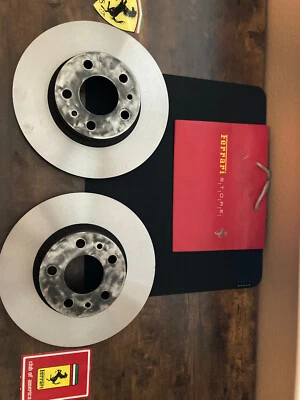 Ferrari 328-Gts-Gtb- Disco de freno delantero / Rotor - Juego de dos piezas OEM. Foto 1 de 4