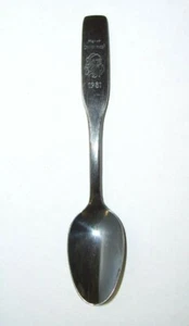 1981 Antique Santa Claus  Spoon Merry Christmas   - Picture 1 of 3