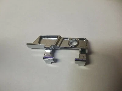 Manija de armario Lyon izquierda (1981+) SOLO ELEVACIÓN GIMNASIO ESCUELA DEPORTE Foto 1 de 4