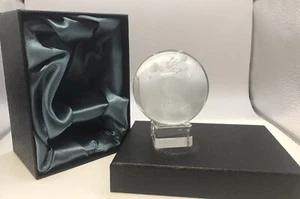 Bola de Cristal 3D Grabada con Láser Oso Miniatura Vidrio Bola de Tierra Decoración del Hogar - Imagen 1 de 4
