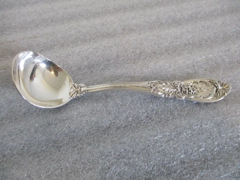 INTERNATIONAL SILVER RICHELIEU PATTERN CREAM LADLE STERLING SILVER 52g Cover