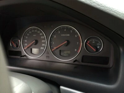 Anillos de racimo de aluminio pulido para tablero de instrumentos VOLVO V70 2001-2003 4 piezas Foto 1 de 4