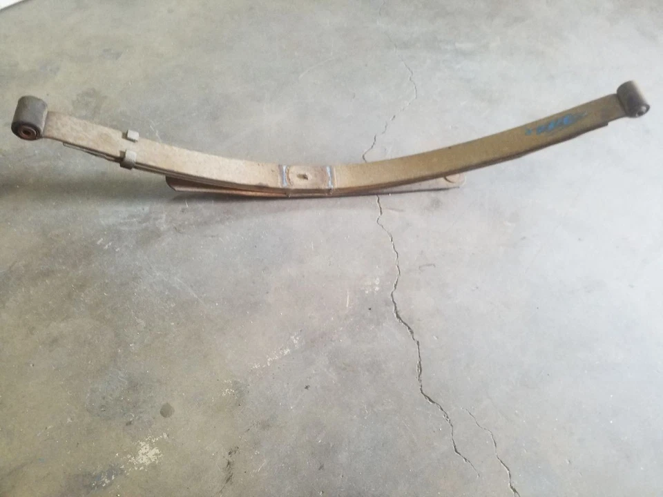 Rear 4 Leaf Spring - Code 6 | Fits 1980-1997 Ford F250 F350 - Изображение 1 из 4