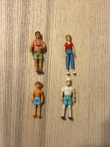 Fisher Price Sweet Streets Dollhouse Go Anywhere Doll Woman Man Cafe Waiter Lot - Picture 1 of 3