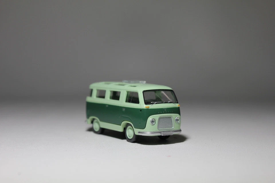 Wiking H0 1:87 - Autobús panorámico Ford Transit verde - Art. 0289 99 1/87 Foto 1 de 4