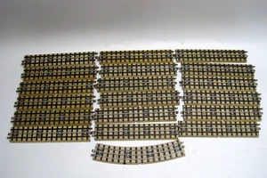 Lot of 16 - Marklin HO 5106 Track + One 1505 Excellent Condition - Picture 1 of 2