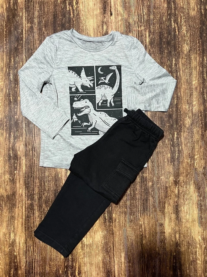 Camisa y pantalones de dinosaurio Jumping Beans 4T Foto 1 de 1