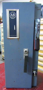 🙂 INBUS-BRADLEY GRÖSSE 0 GESICHERT COMBO MOTOR STARTER 240/440 VAC 3 PS 3Ø TYP 12 18A - Bild 1 von 16
