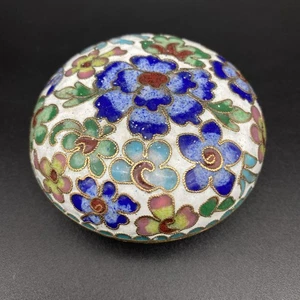 Vintage Cloisonne Trinket Pill Jewelry Box Enamel Brass Round Navy Blue Floral - Picture 1 of 12