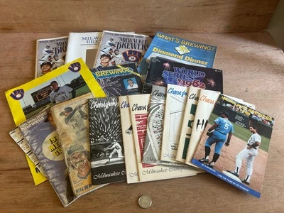 Milwaukee Brewers 1982 World Series Program Media Guide Whats Brewing Cheers Vtg - Image 1 of 4